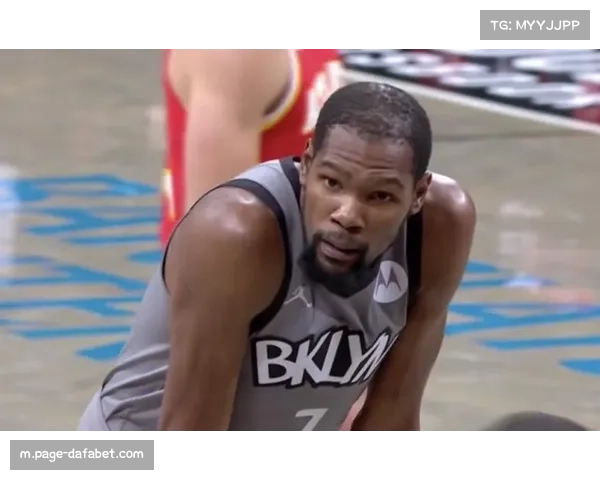 特雷·杨三分手感冰凉，老鹰上半场外线表现低迷